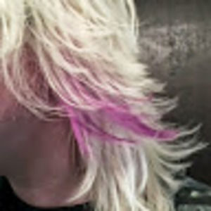 Meet your Posher, Candie